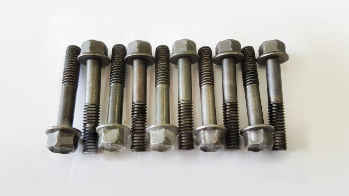 Болт крепления крышки распредвала 2,7л. EER