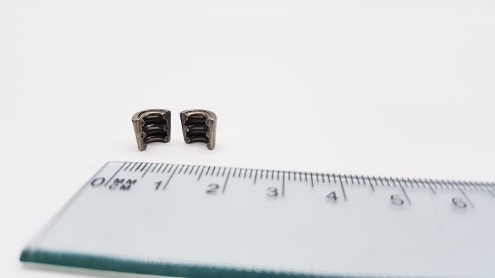 Сухари контровочные на клапан DOHC 2.4 л. EDZ