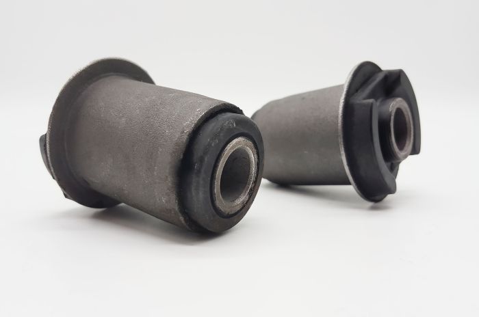 Сайлентблок переднего рычага (RS, NS) 