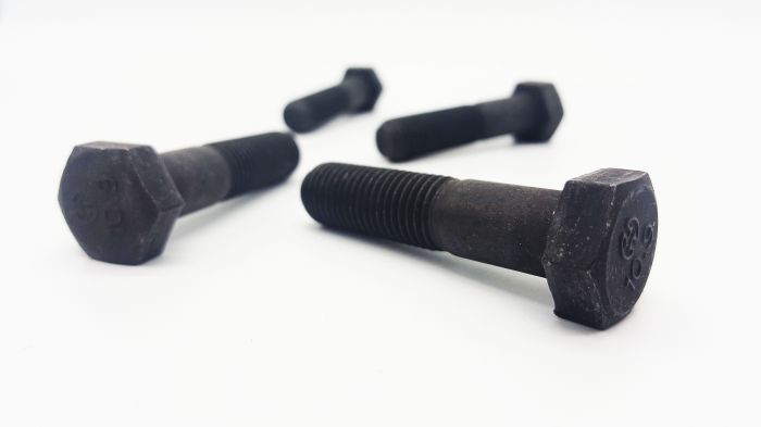 Болт крепления шестерни распредвала DOHC RS 2.4 литра EDZ  (NS /RS)