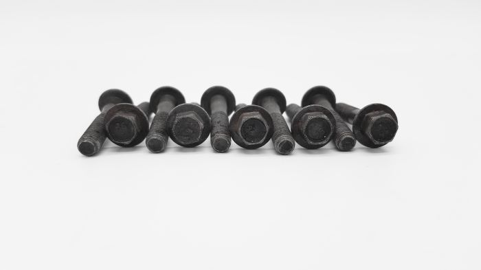 Болт крепления передней и задней крышек DOHC 2.4 л. EDZ 