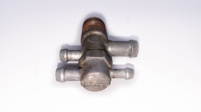 Тройник впускного коллектора DOHC RS 2.4 литра EDZ