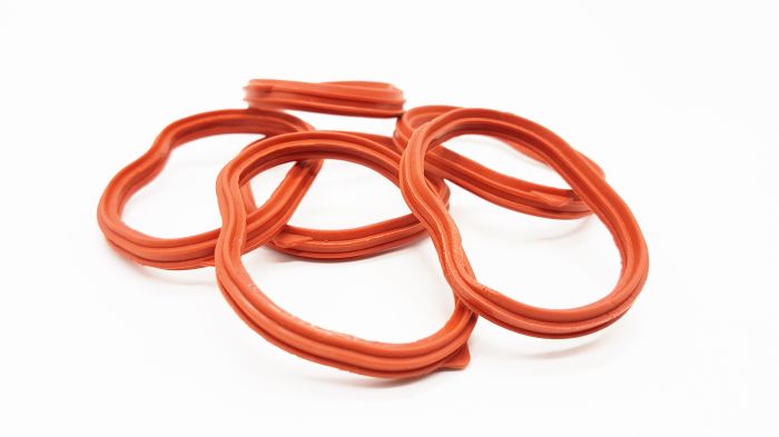 Прокладка нижняя впускная 2,7л. EER 