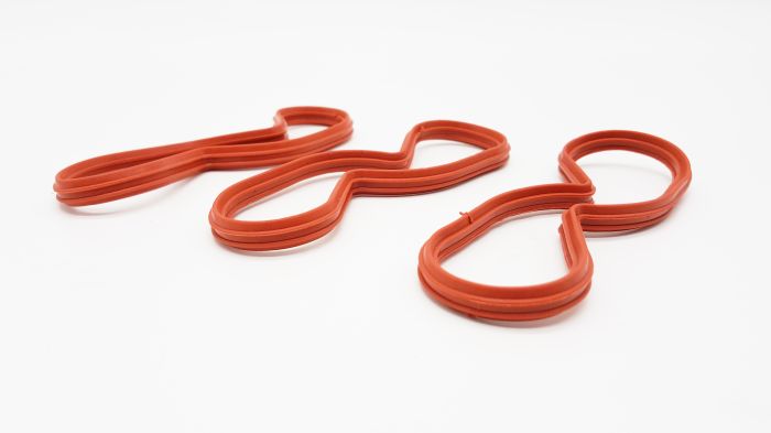 Прокладка верхняя впускная 2,7л. EER 