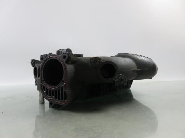 Коллектор впускной 2,7л. EER 