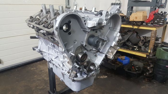 Двигатель 3.2/3.5 литра